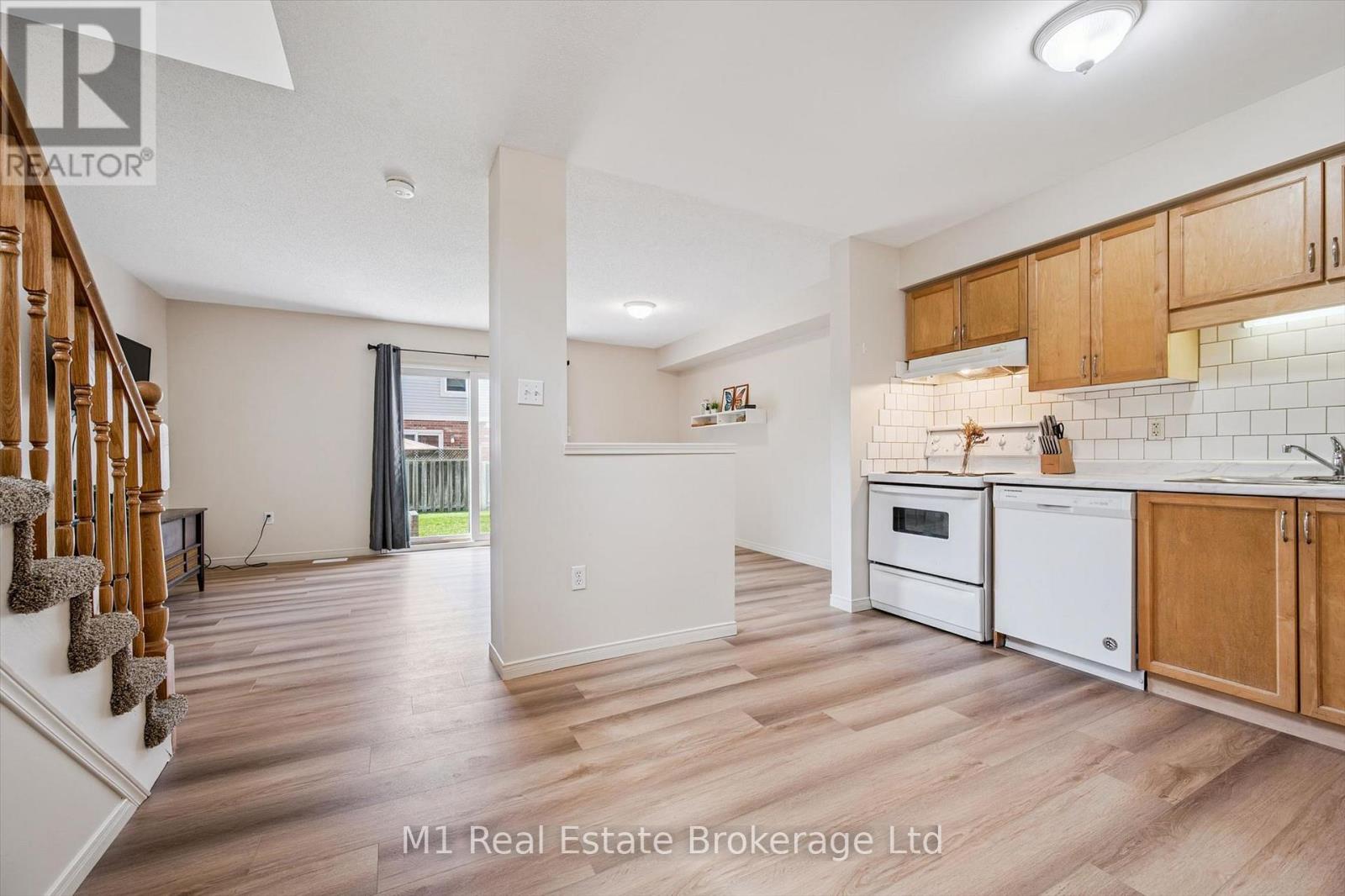 27 - 124 Gosling Gardens, Guelph, Ontario  N1G 5K6 - Photo 8 - X13217944