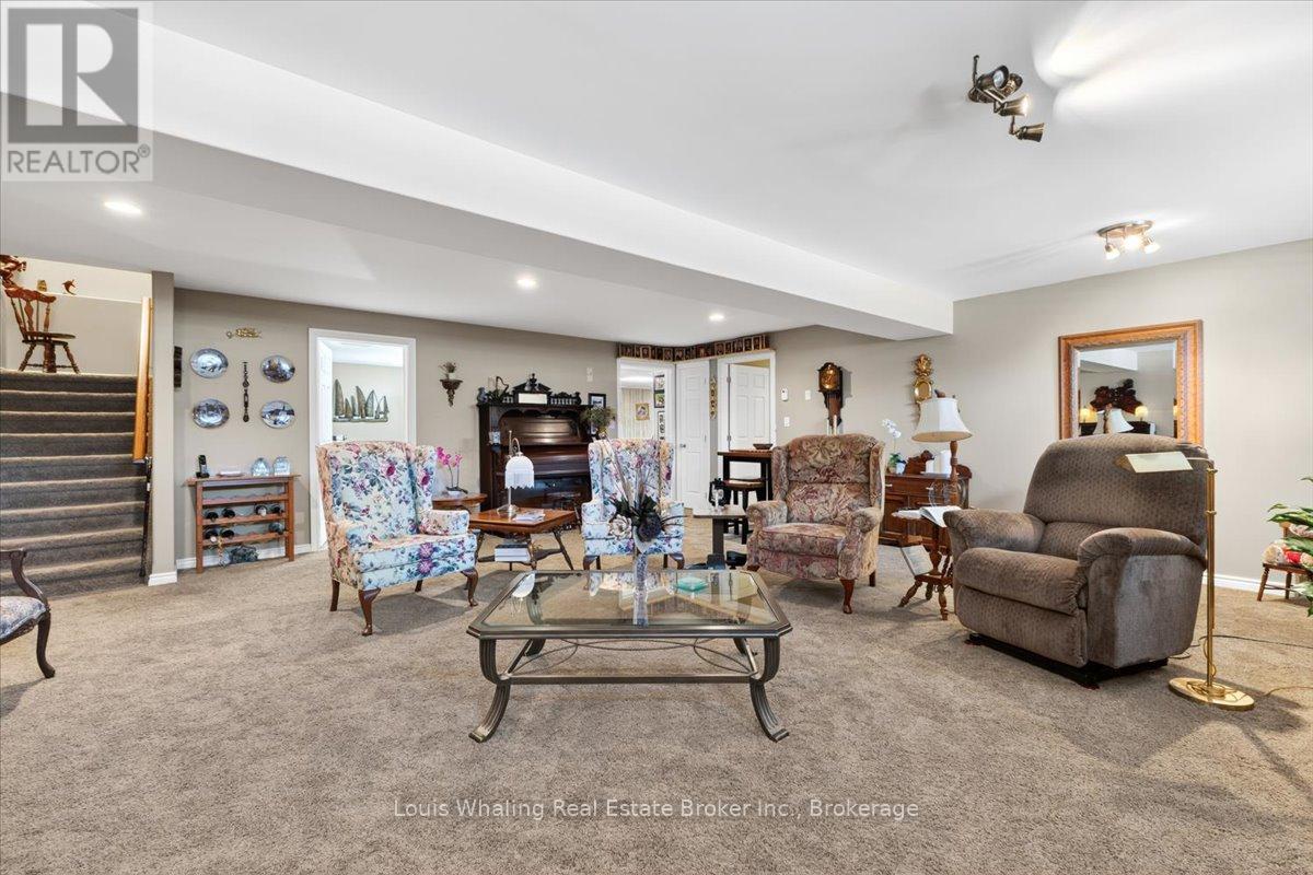 113 B 13th Avenue, Hanover, Ontario  N4N 3V1 - Photo 10 - X13217950
