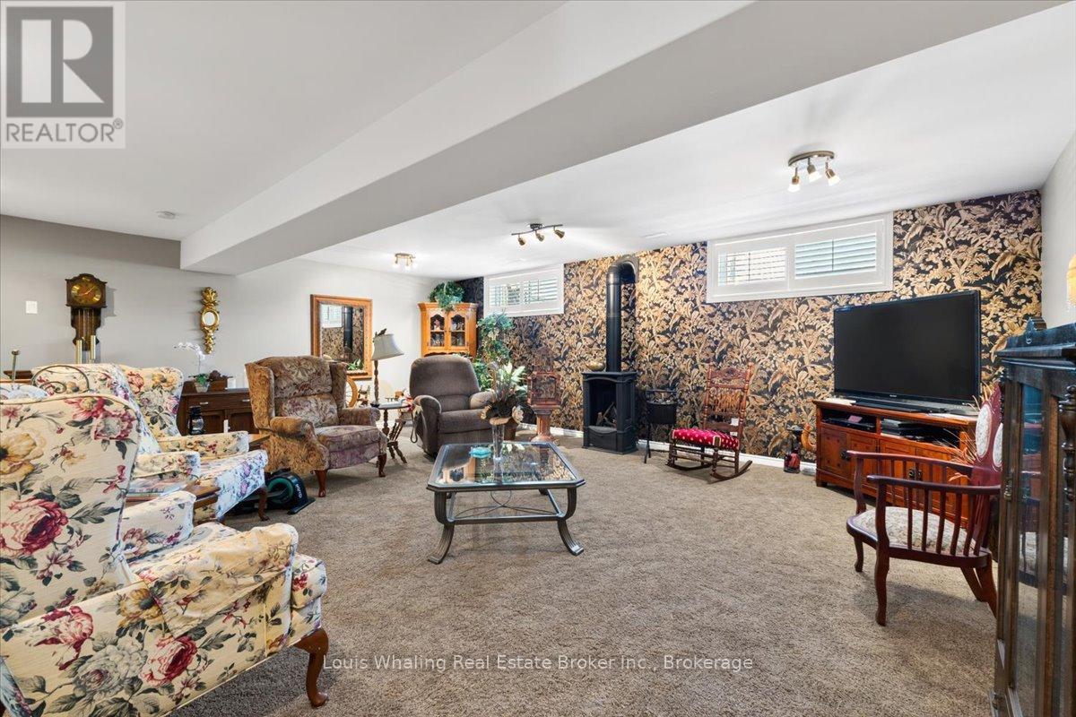 113 B 13th Avenue, Hanover, Ontario  N4N 3V1 - Photo 11 - X13217950