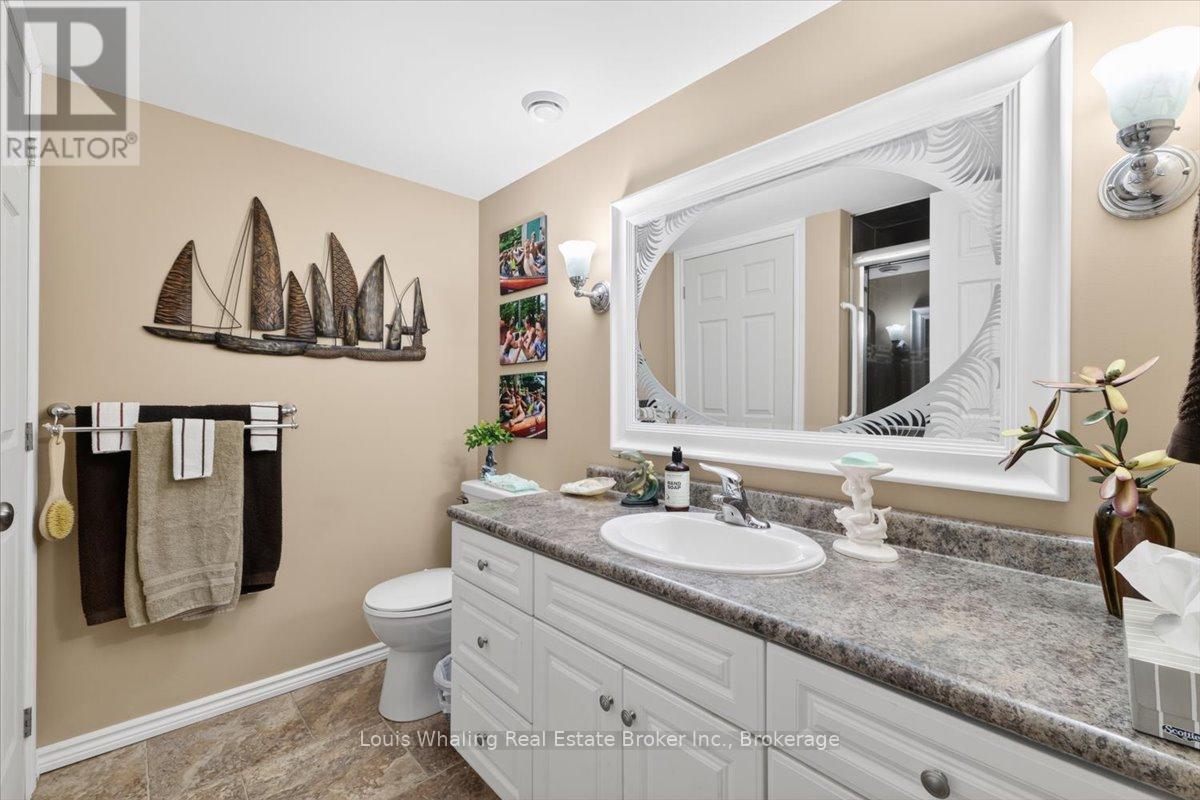 113 B 13th Avenue, Hanover, Ontario  N4N 3V1 - Photo 15 - X13217950