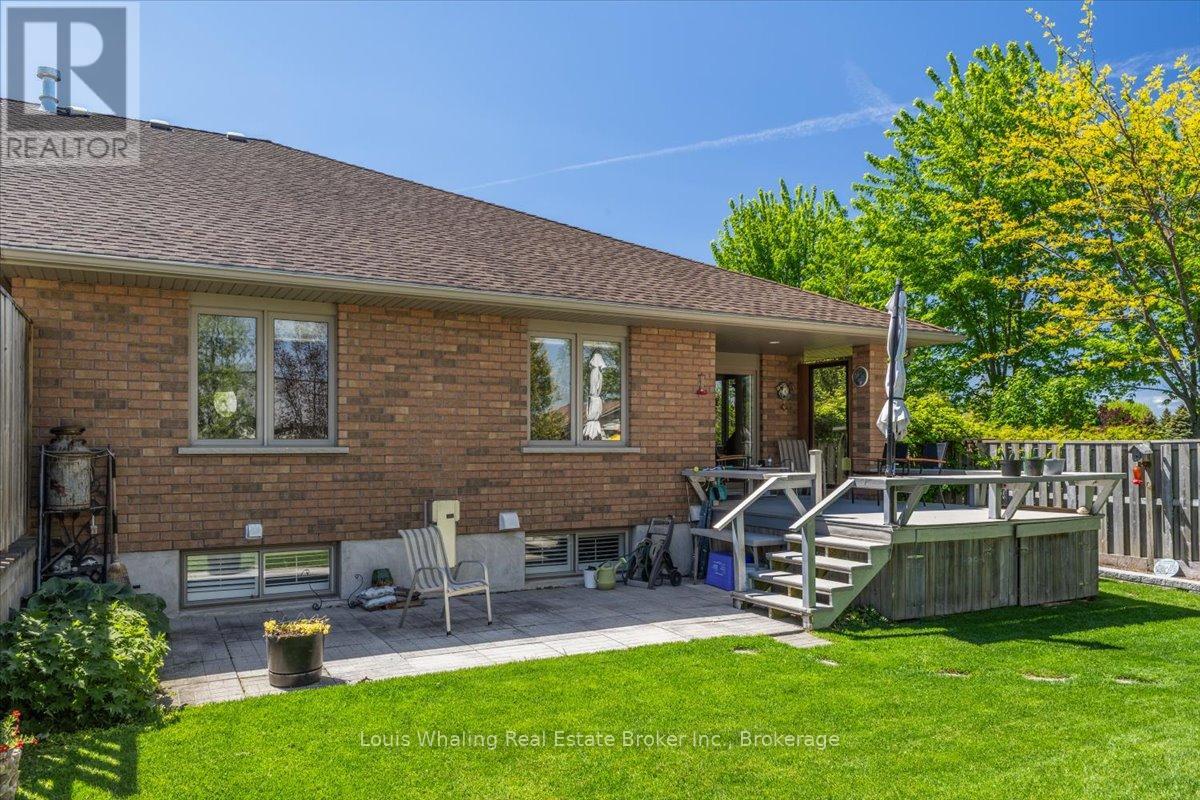 113 B 13th Avenue, Hanover, Ontario  N4N 3V1 - Photo 17 - X13217950