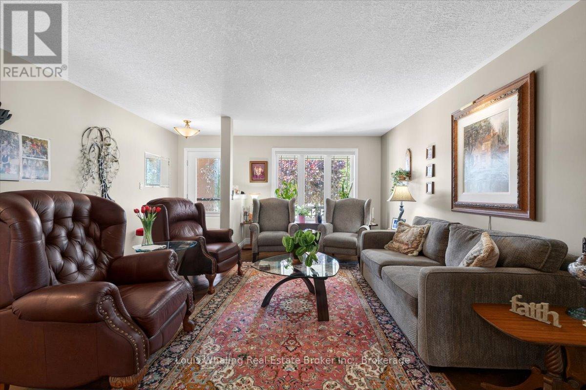 113 B 13th Avenue, Hanover, Ontario  N4N 3V1 - Photo 3 - X13217950