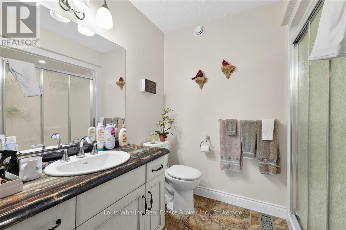 113 B 13th Avenue, Hanover, Ontario  N4N 3V1 - Photo 7 - X13217950