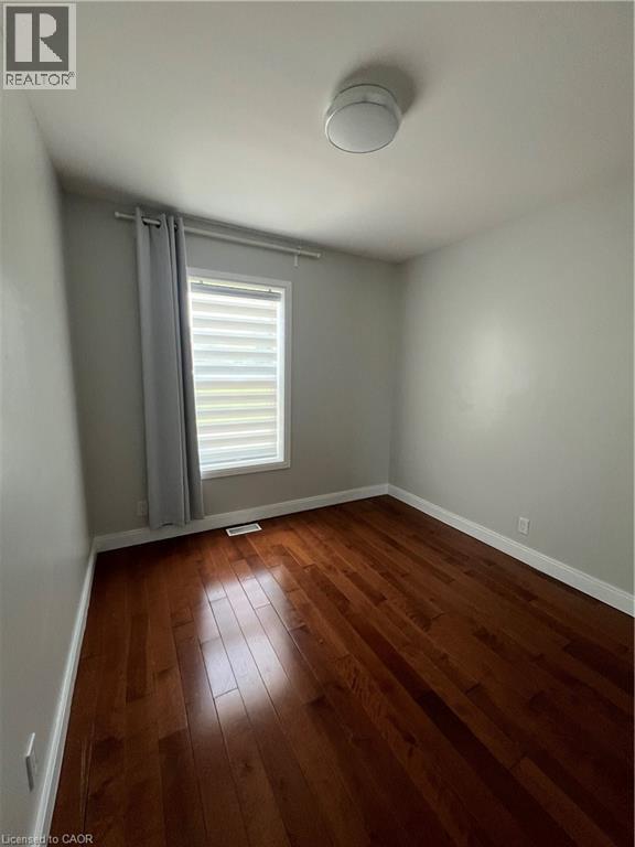179 Vine Street S, St. Catharines, Ontario  L2R 3Y7 - Photo 8 - 40817120