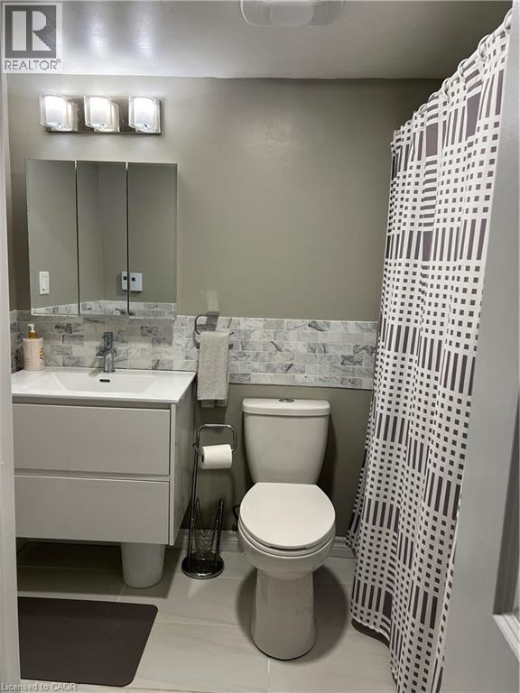 179 Vine Street S, St. Catharines, Ontario  L2R 3Y7 - Photo 9 - 40817120