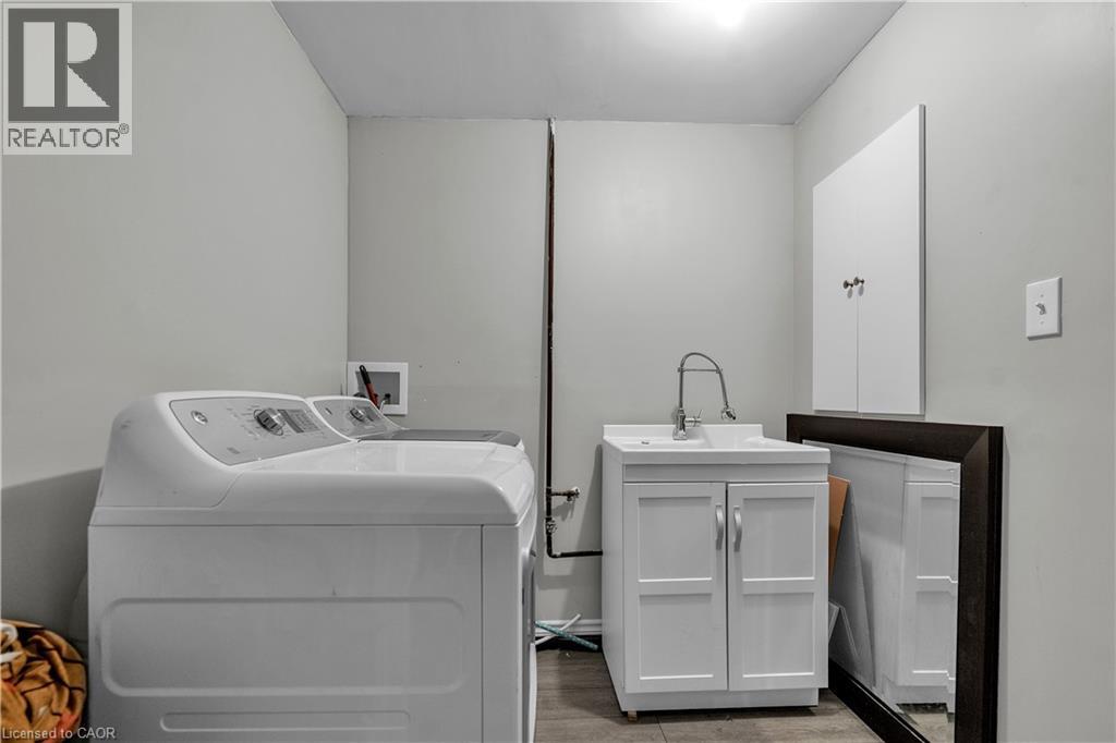1630 Benjamin Drive, London, Ontario  N5V 5K1 - Photo 39 - 40834980