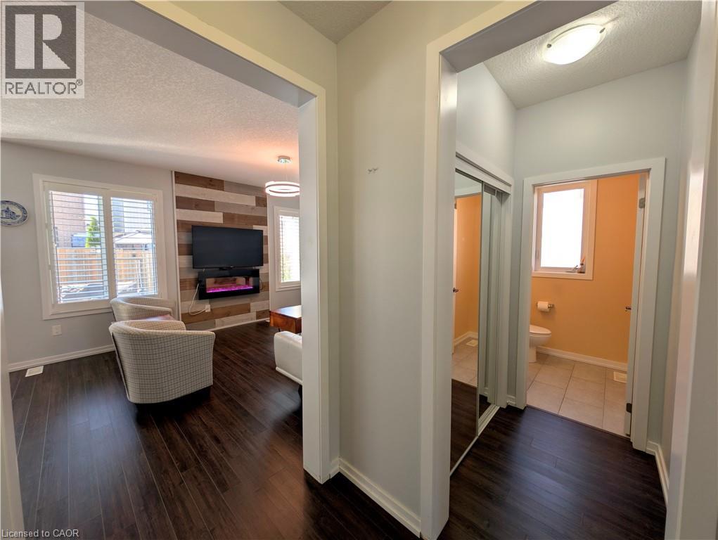 37 Mull Avenue, Caledonia, Ontario  N3W 0B9 - Photo 8 - 40835048
