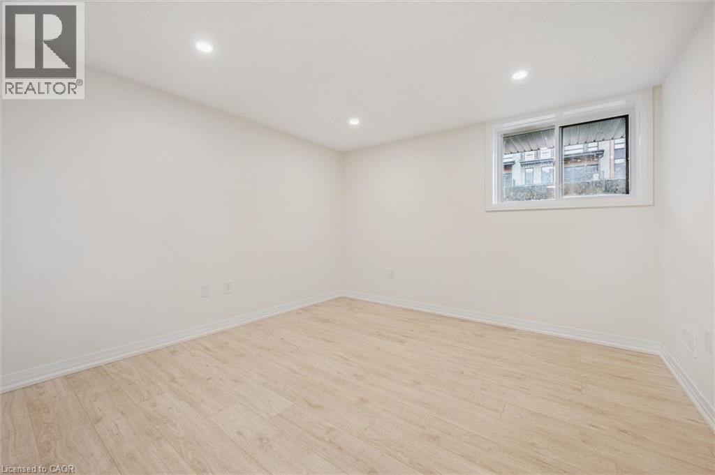 525 Erinbrook Drive Unit# C052, Kitchener, Ontario  N2E 3T1 - Photo 28 - 40835062