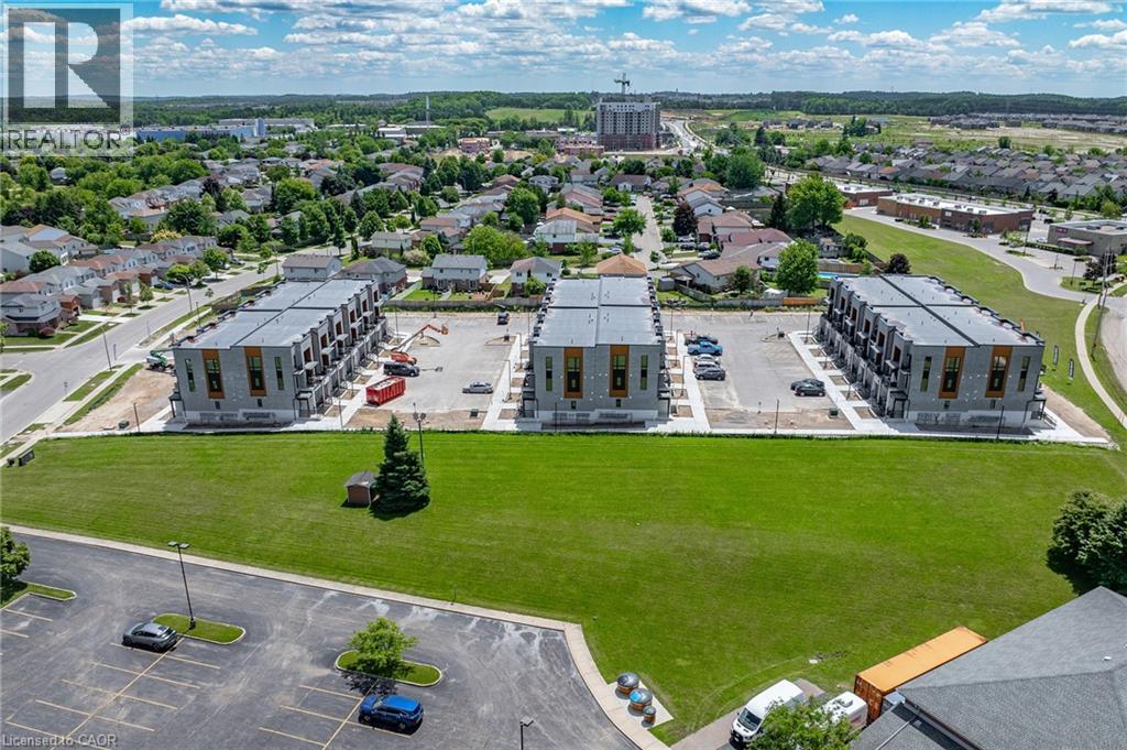 525 Erinbrook Drive Unit# C052, Kitchener, Ontario  N2E 3T1 - Photo 3 - 40835062