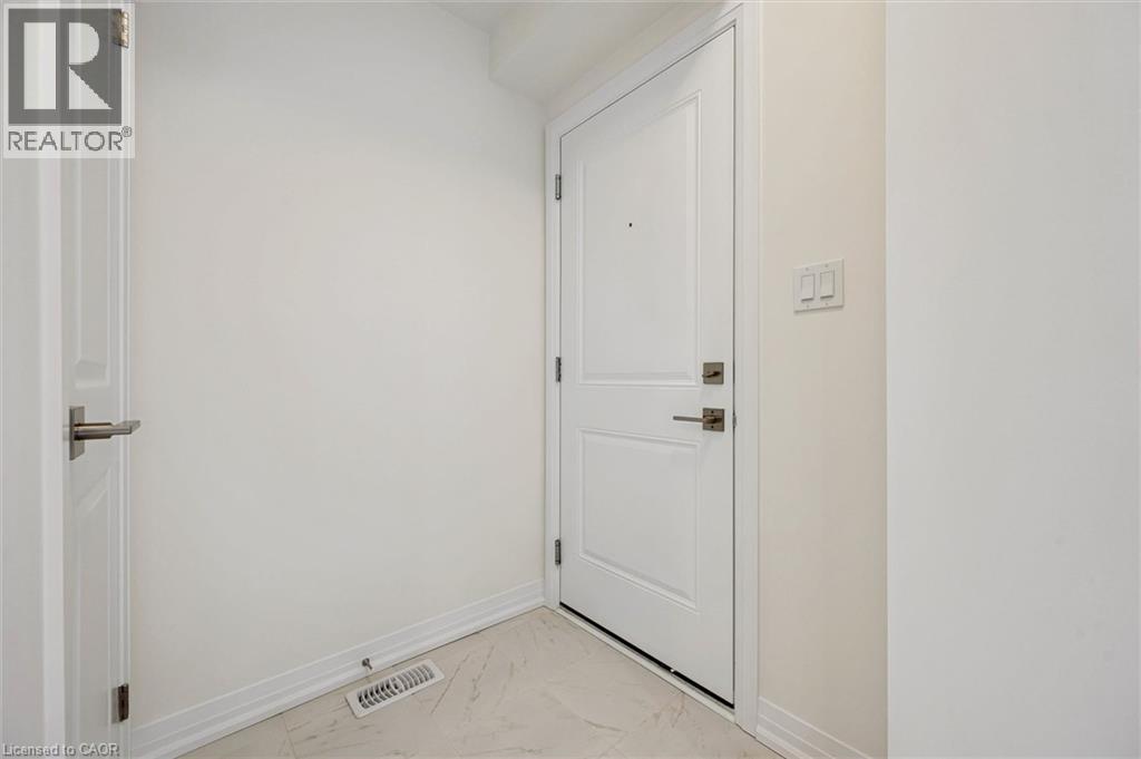 525 Erinbrook Drive Unit# C052, Kitchener, Ontario  N2E 3T1 - Photo 6 - 40835062