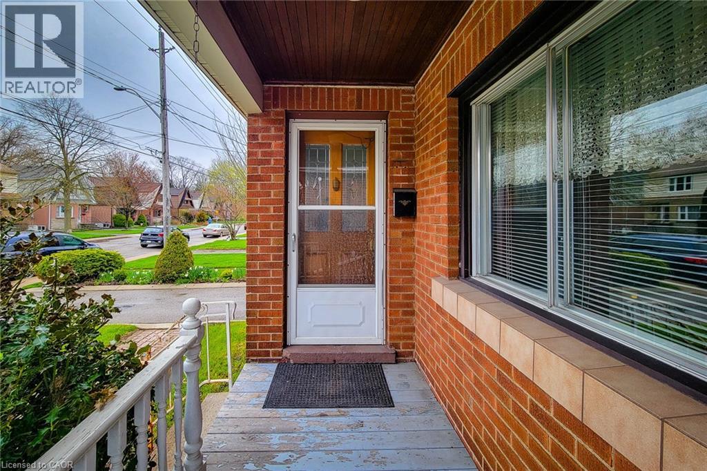 187 Paradise Road N, Hamilton, Ontario  L8S 3T2 - Photo 13 - 40834277
