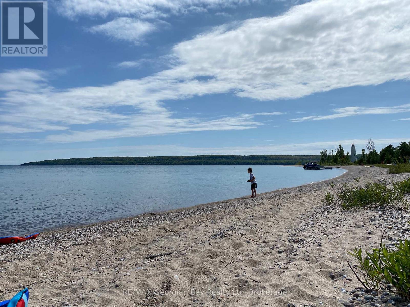 681 Mkade Kegwin Miikan Road, Christian Island 30, Ontario  L9M 0A9 - Photo 19 - S13218556
