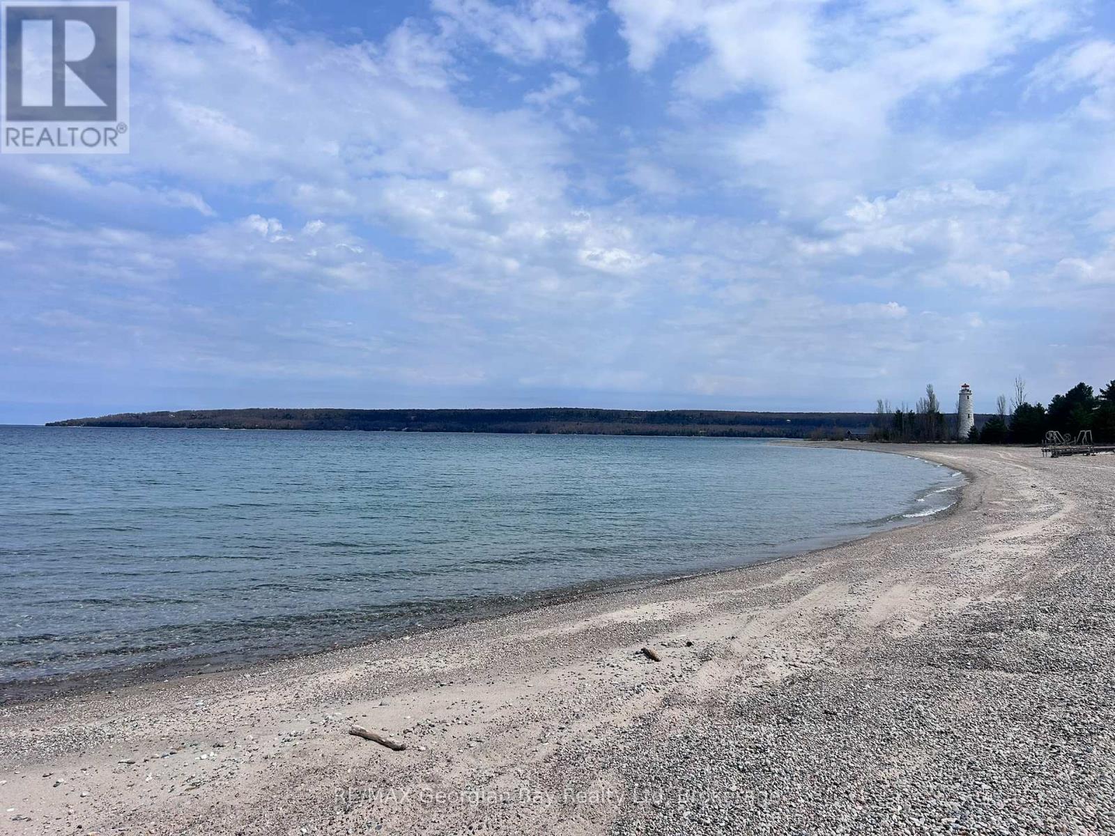 681 Mkade Kegwin Miikan Road, Christian Island 30, Ontario  L9M 0A9 - Photo 2 - S13218556