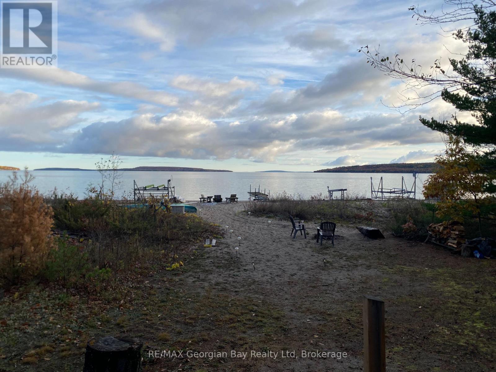 681 Mkade Kegwin Miikan Road, Christian Island 30, Ontario  L9M 0A9 - Photo 20 - S13218556