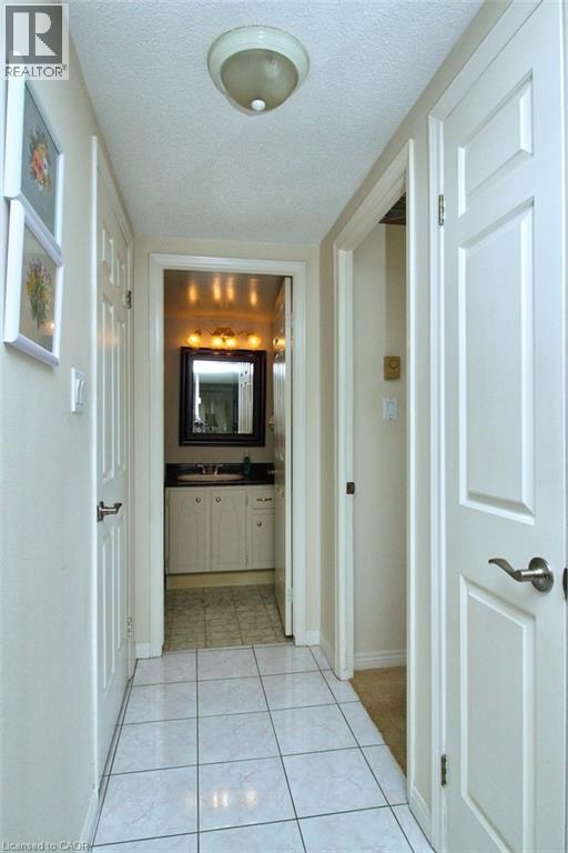 40 Harrisford Street Unit# 802, Hamilton, Ontario  L8K 6N1 - Photo 9 - 40835078