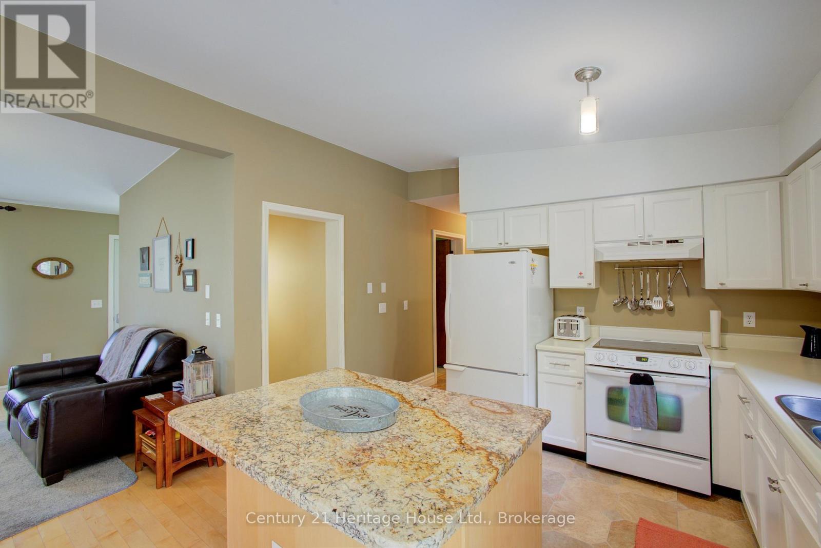 262845 Varney Road, West Grey, Ontario  N0G 1R0 - Photo 13 - X13219020