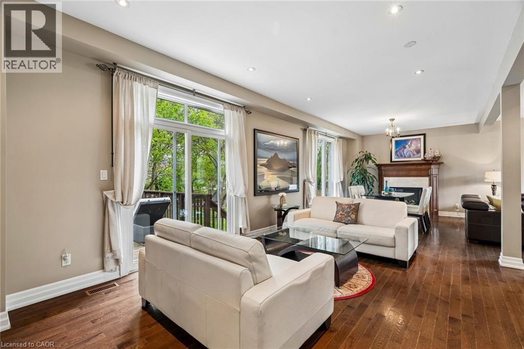 1541 Garnet Avenue, Mississauga, Ontario  L5G 4C7 - Photo 14 - 40834938