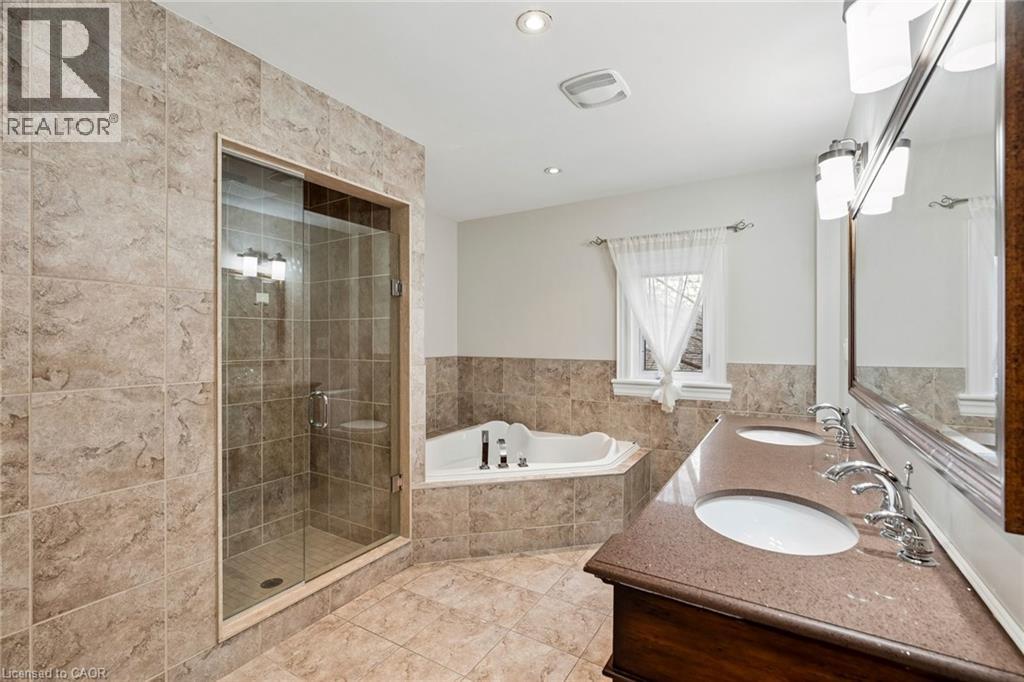 1541 Garnet Avenue, Mississauga, Ontario  L5G 4C7 - Photo 23 - 40834938
