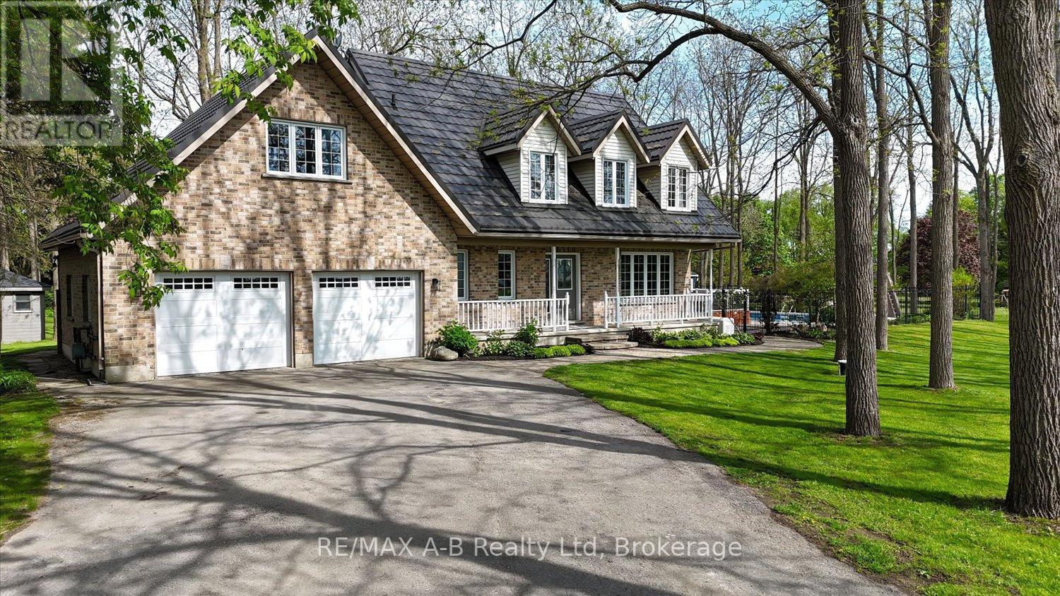 138 Huron Road, Perth South, Ontario  N0K 1X0 - Photo 2 - X13219622
