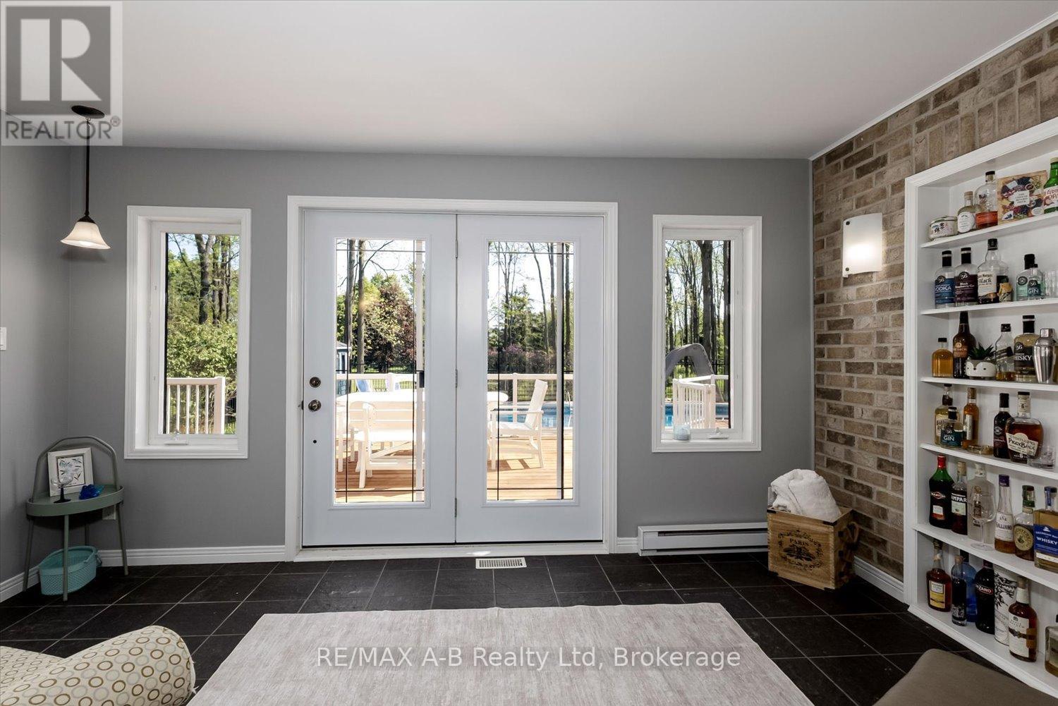 138 Huron Road, Perth South, Ontario  N0K 1X0 - Photo 21 - X13219622
