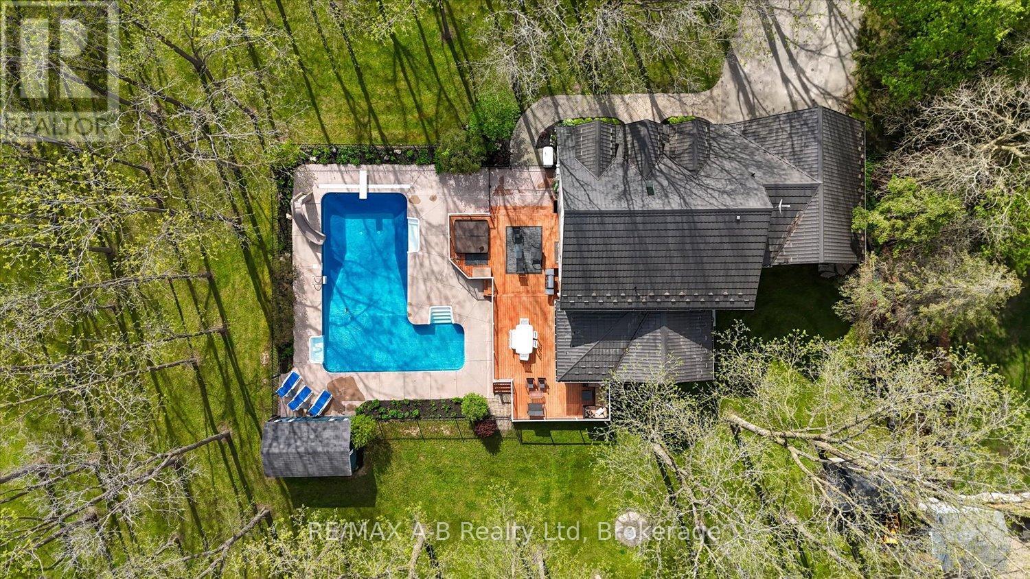138 Huron Road, Perth South, Ontario  N0K 1X0 - Photo 38 - X13219622
