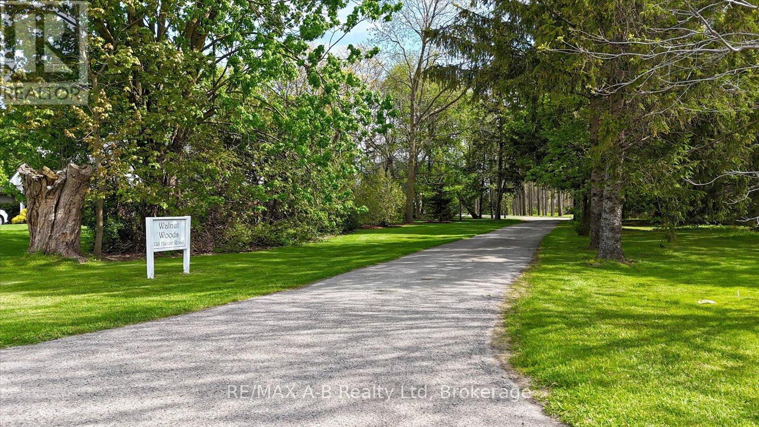138 Huron Road, Perth South, Ontario  N0K 1X0 - Photo 4 - X13219622
