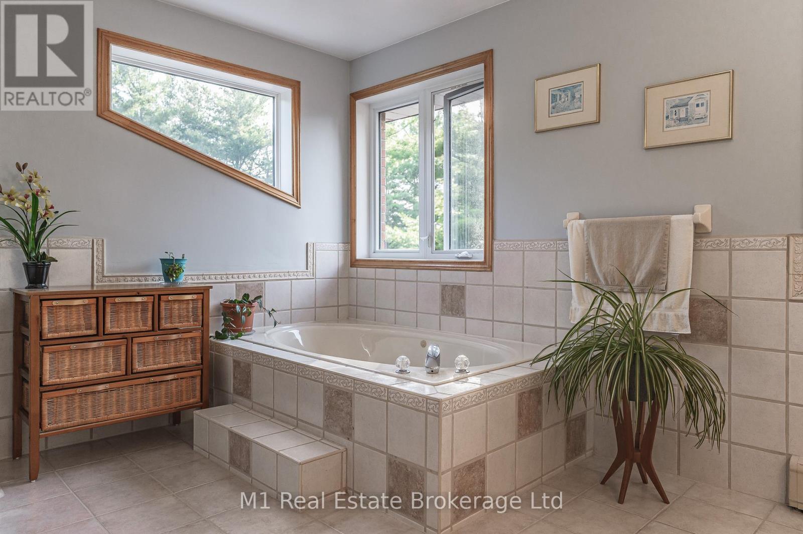 6946 Fife Road, Guelph/eramosa, Ontario  N1H 6J4 - Photo 36 - X13220028