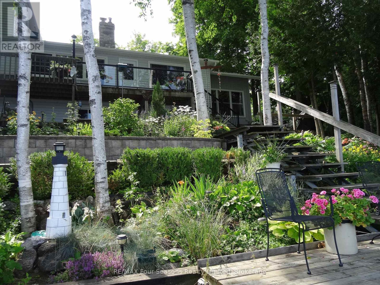 52 Shore Drive, South Bruce Peninsula, Ontario  N0H 1A0 - Photo 10 - X13220068