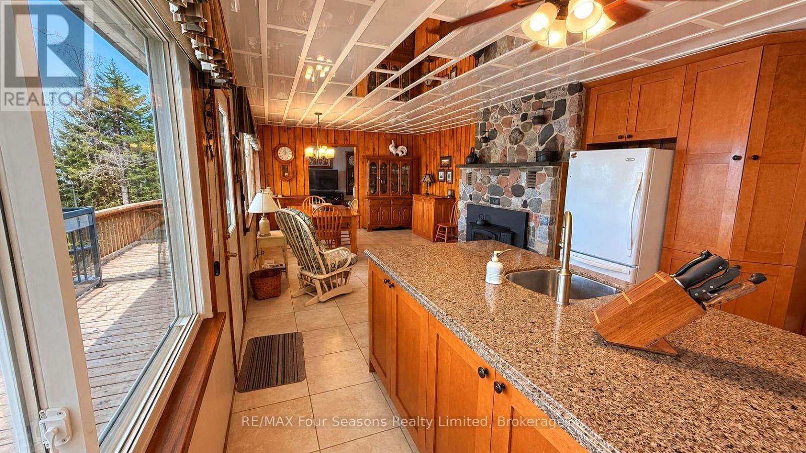52 Shore Drive, South Bruce Peninsula, Ontario  N0H 1A0 - Photo 17 - X13220068