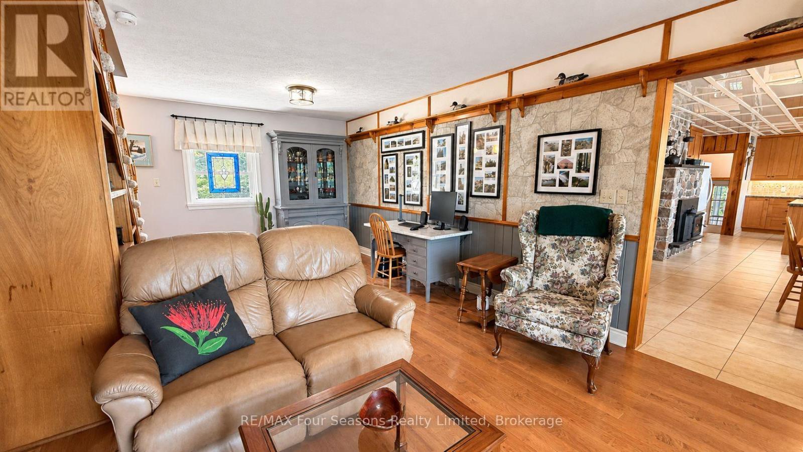 52 Shore Drive, South Bruce Peninsula, Ontario  N0H 1A0 - Photo 19 - X13220068