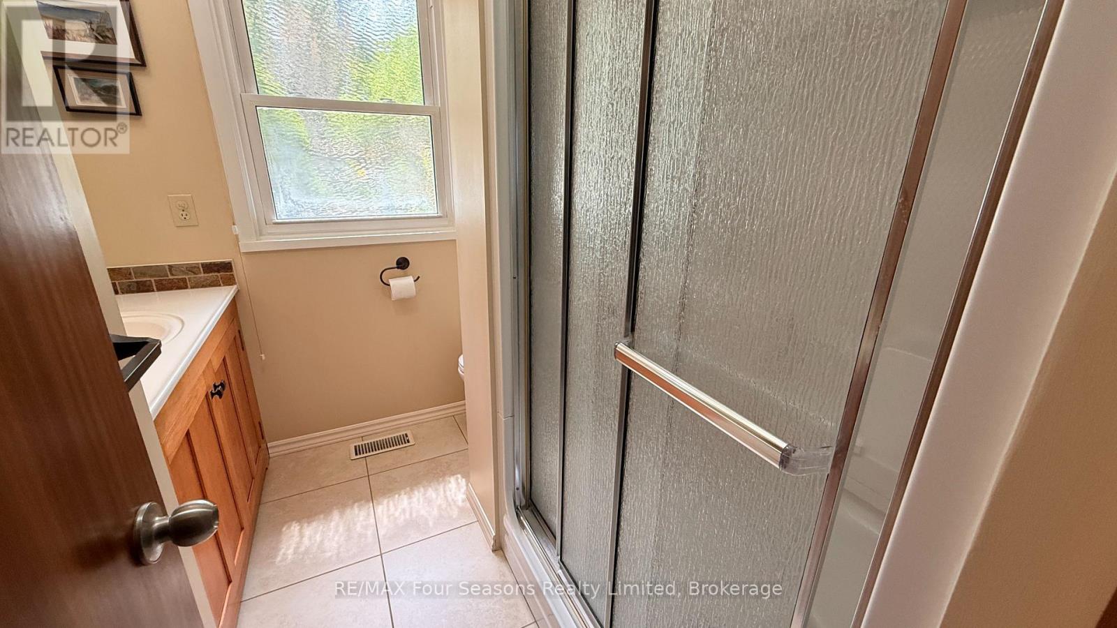 52 Shore Drive, South Bruce Peninsula, Ontario  N0H 1A0 - Photo 26 - X13220068