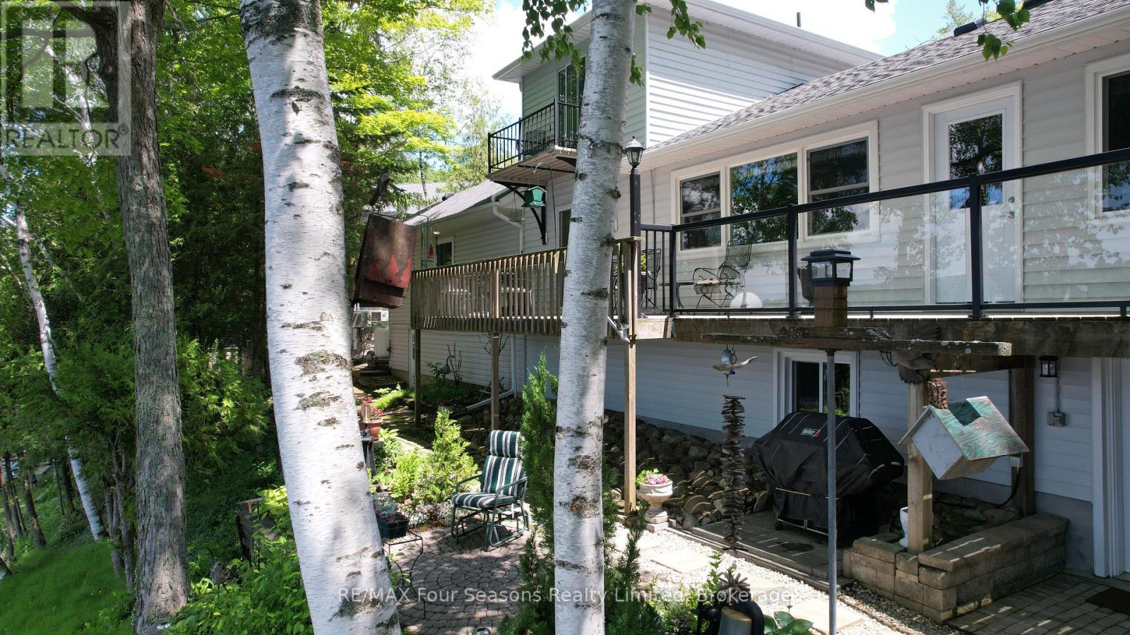 52 Shore Drive, South Bruce Peninsula, Ontario  N0H 1A0 - Photo 35 - X13220068