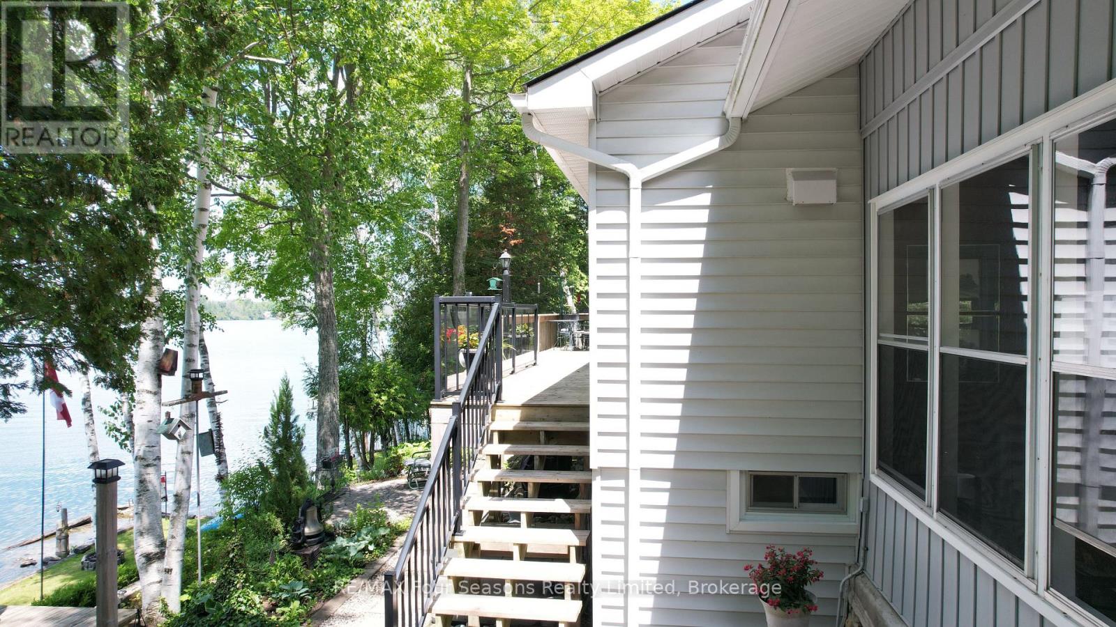 52 Shore Drive, South Bruce Peninsula, Ontario  N0H 1A0 - Photo 38 - X13220068