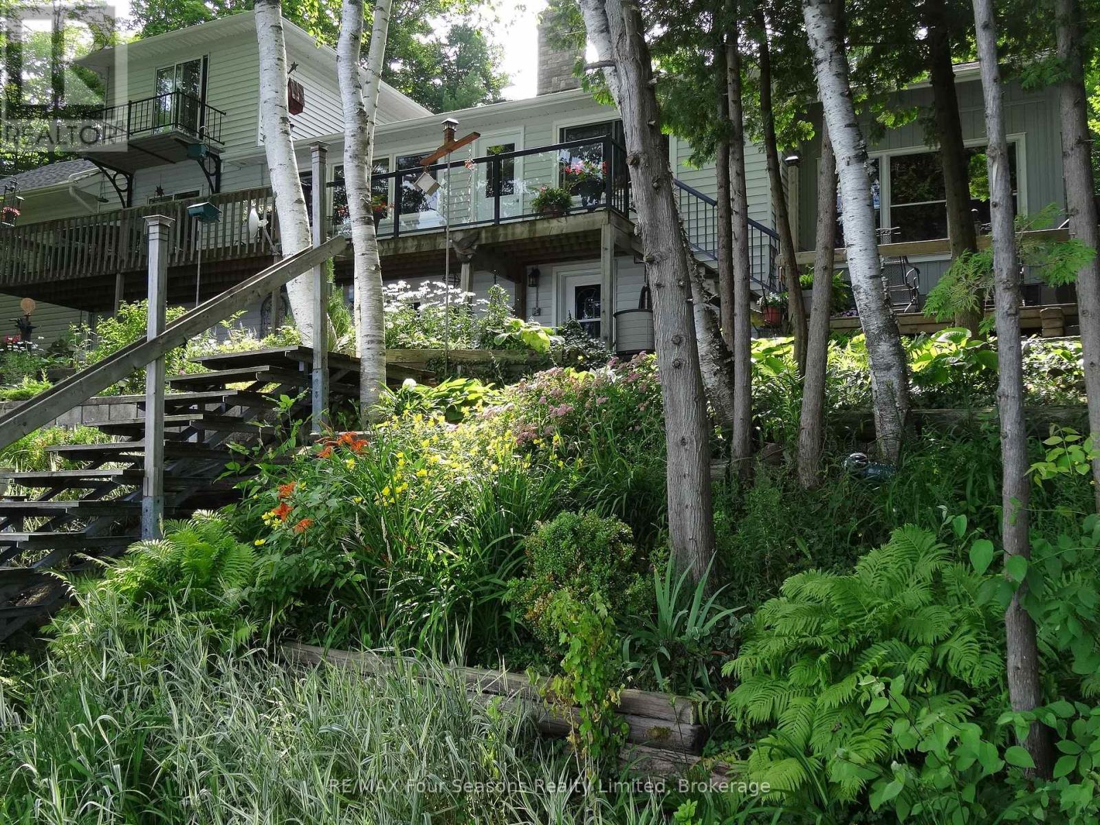 52 Shore Drive, South Bruce Peninsula, Ontario  N0H 1A0 - Photo 8 - X13220068
