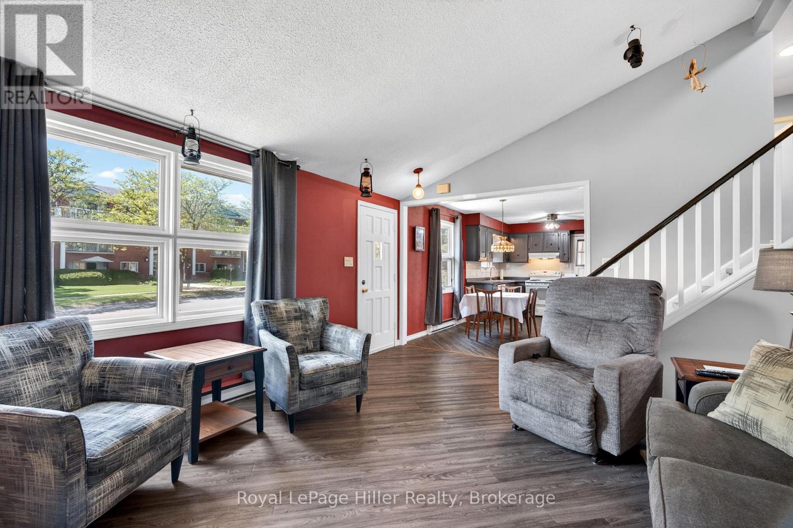 27 Greenwood Drive, Stratford, Ontario  N5A 7K1 - Photo 9 - X13220308