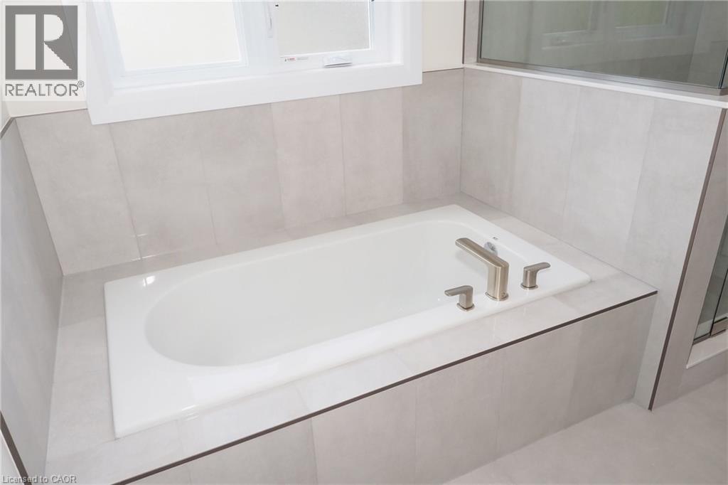220 Jeffrey Place, Kitchener, Ontario  N2C 2T7 - Photo 30 - 40833949