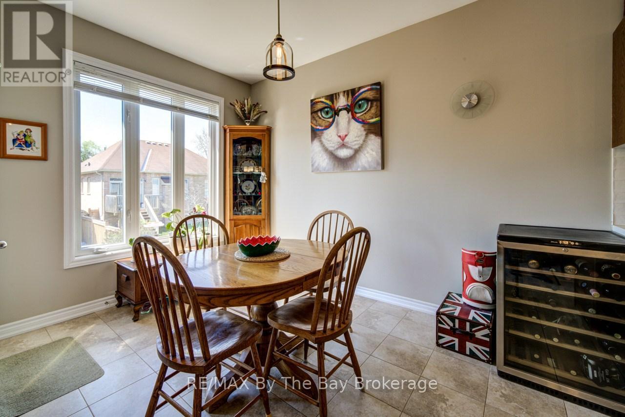 100 Allegra Drive, Wasaga Beach, Ontario  L9Z 1P2 - Photo 19 - S13201768