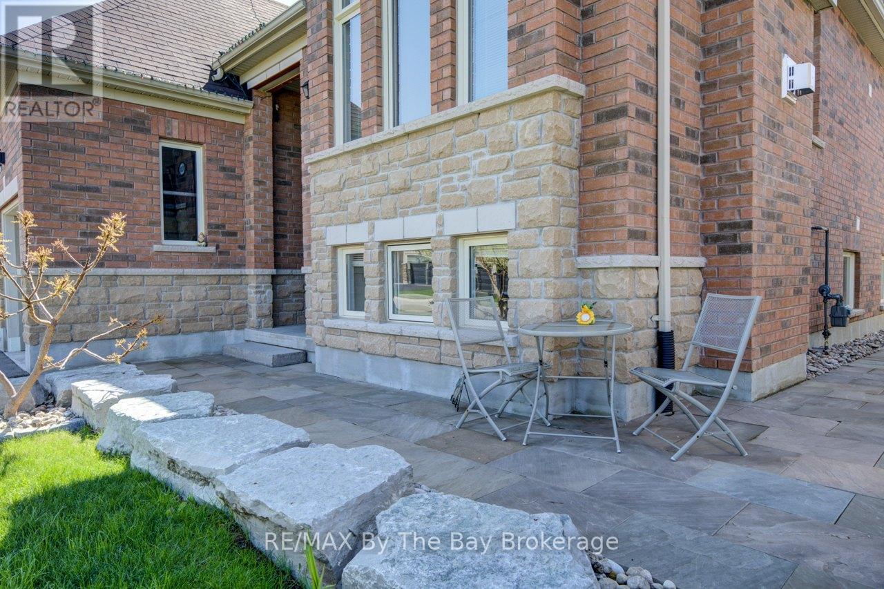 100 Allegra Drive, Wasaga Beach, Ontario  L9Z 1P2 - Photo 3 - S13201768