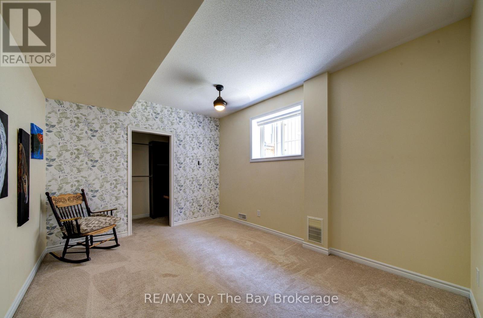 100 Allegra Drive, Wasaga Beach, Ontario  L9Z 1P2 - Photo 34 - S13201768