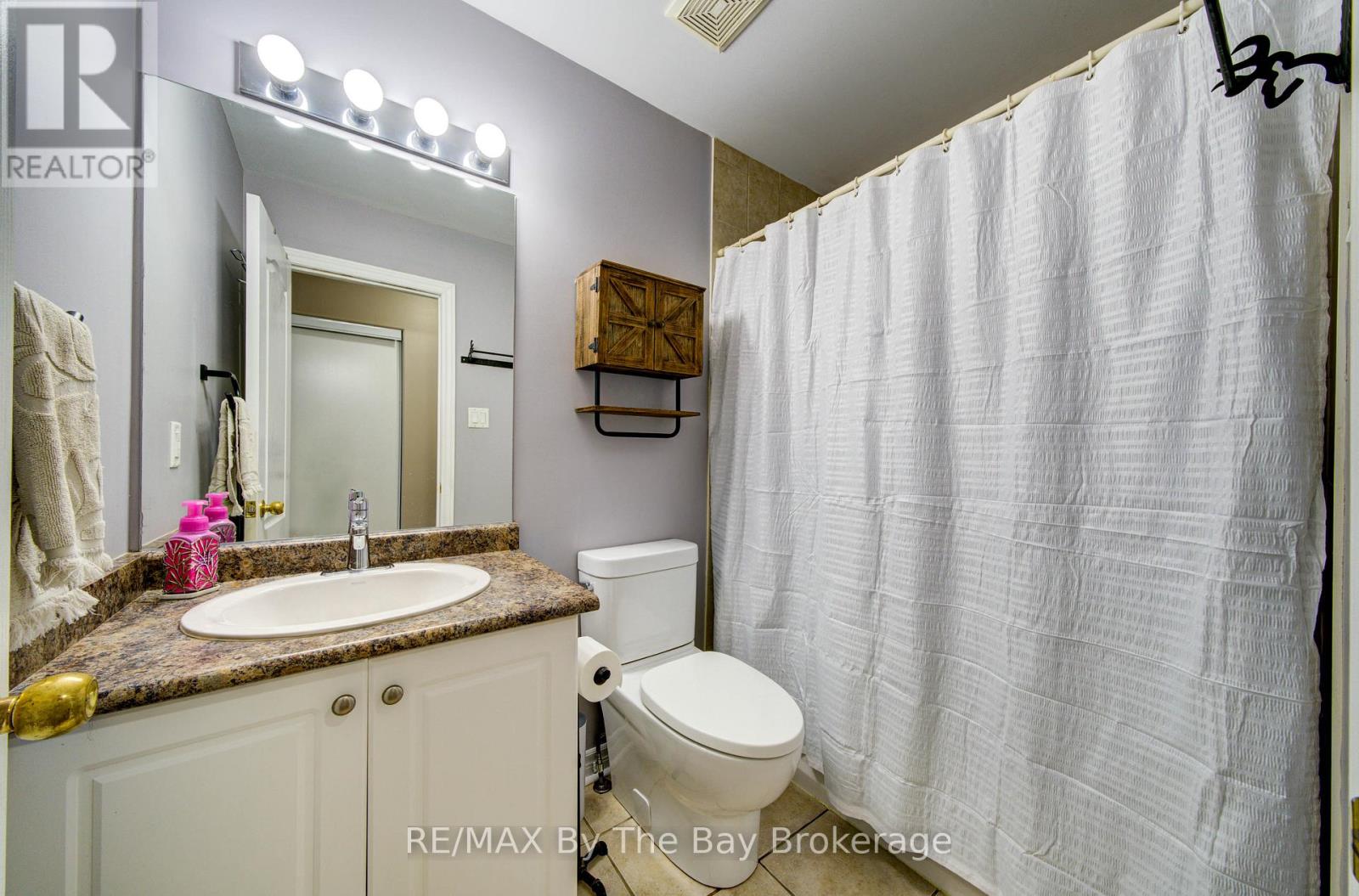229 Atkinson Street, Clearview, Ontario  L0M 1S0 - Photo 19 - S13220868