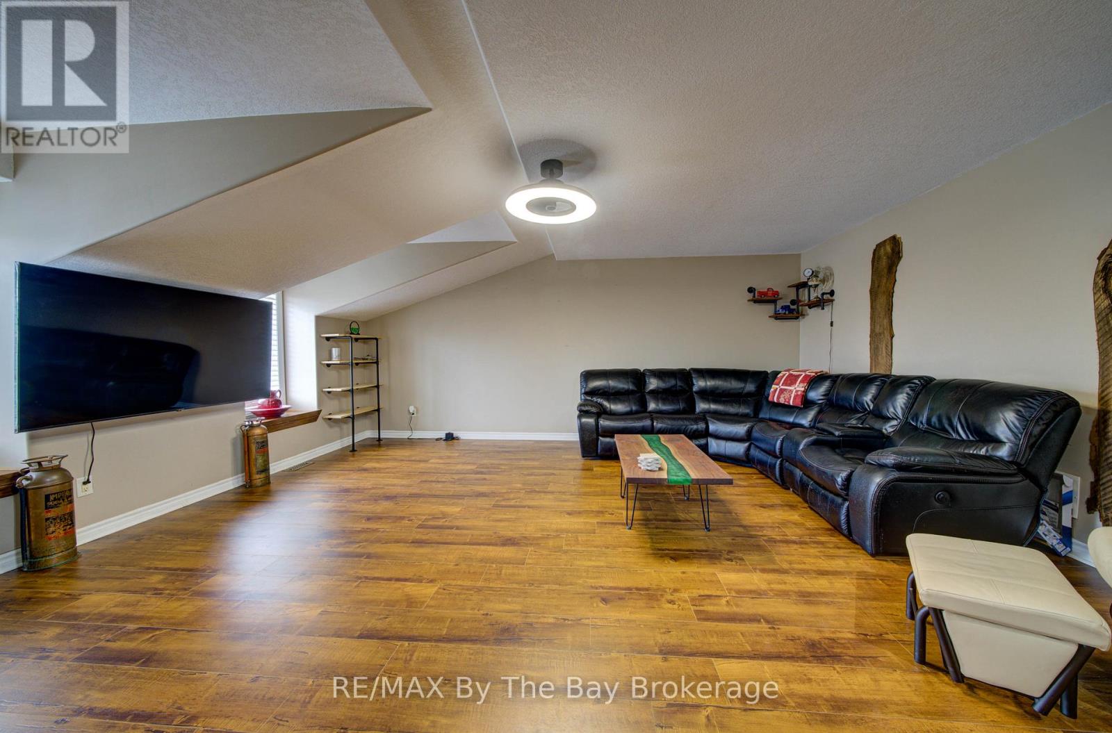 229 Atkinson Street, Clearview, Ontario  L0M 1S0 - Photo 22 - S13220868