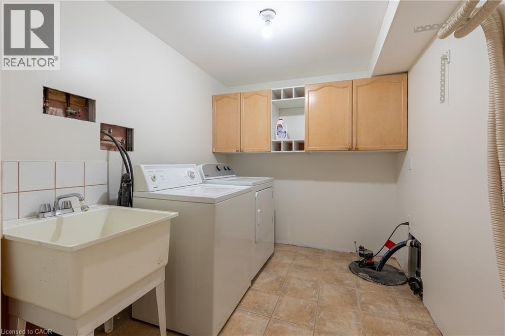 4008 Berton Avenue, Burlington, Ontario  L7M 4M6 - Photo 16 - 40835234