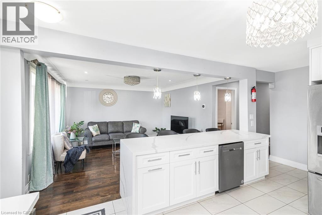 33 Alderney Avenue, Hamilton, Ontario  L9A 2A6 - Photo 11 - 40835247