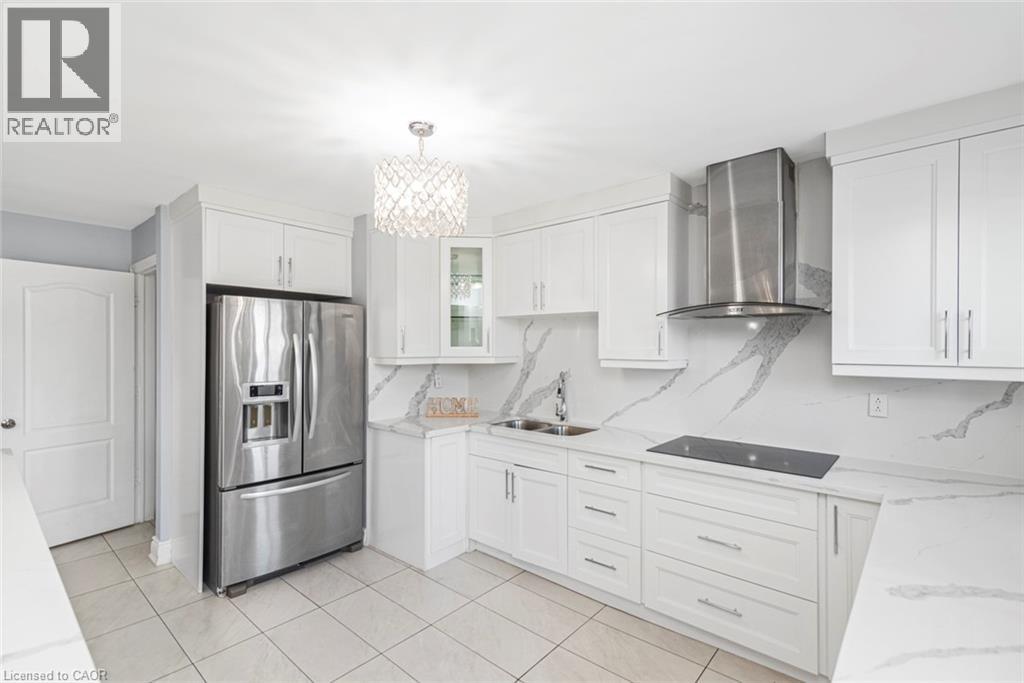33 Alderney Avenue, Hamilton, Ontario  L9A 2A6 - Photo 14 - 40835247
