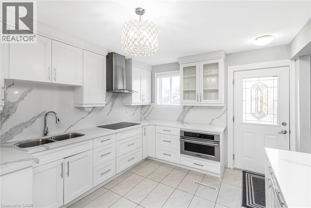 33 Alderney Avenue, Hamilton, Ontario  L9A 2A6 - Photo 15 - 40835247