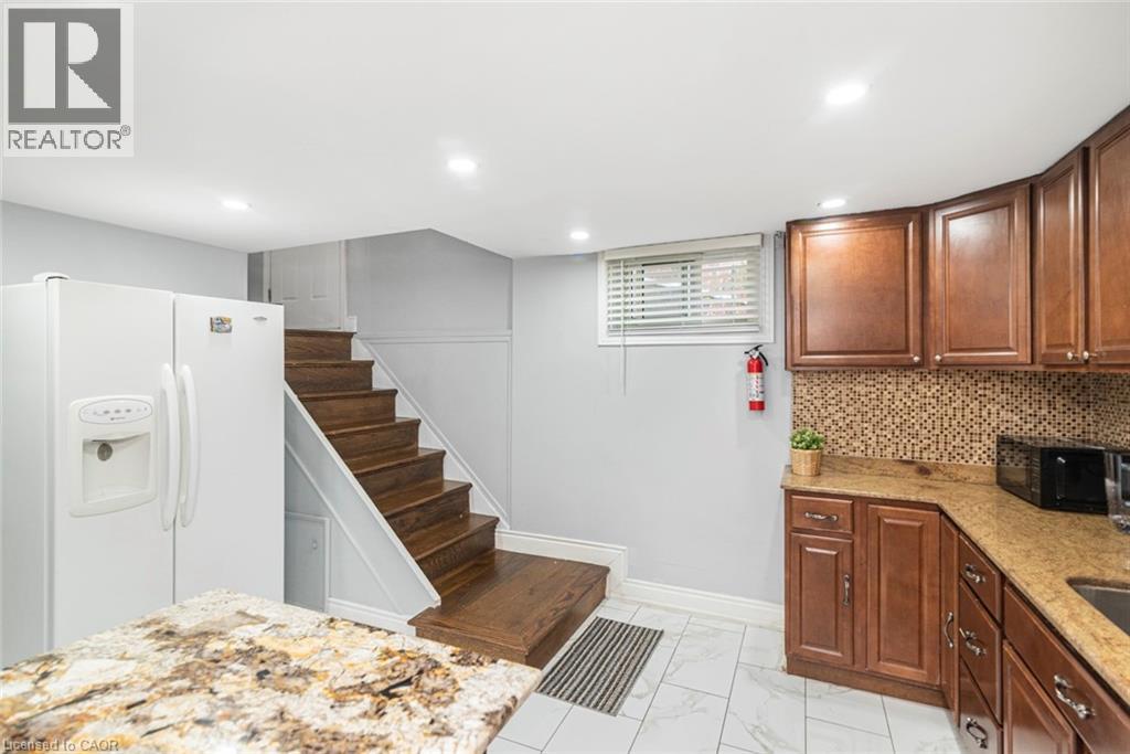 33 Alderney Avenue, Hamilton, Ontario  L9A 2A6 - Photo 30 - 40835247