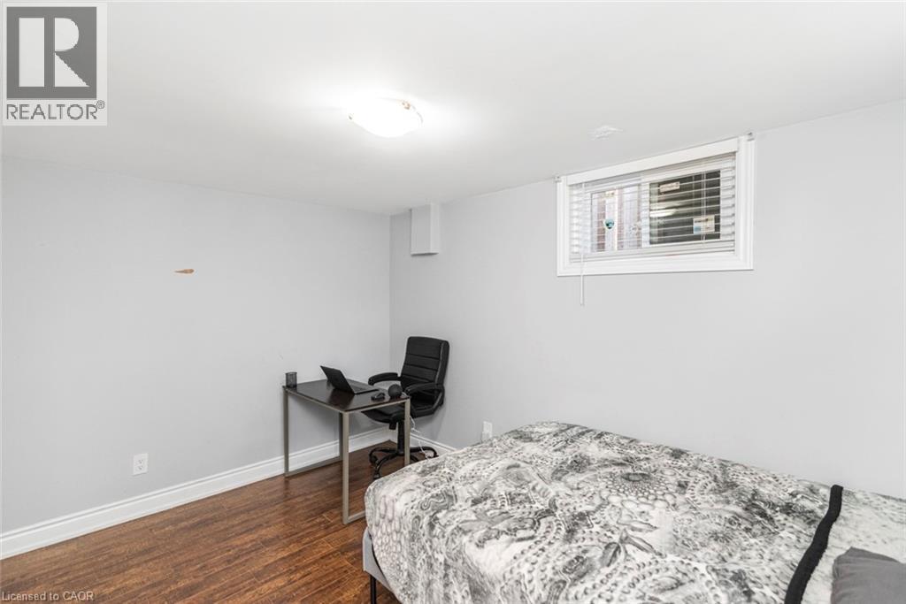 33 Alderney Avenue, Hamilton, Ontario  L9A 2A6 - Photo 32 - 40835247