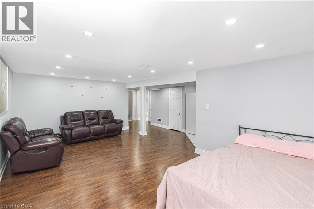 33 Alderney Avenue, Hamilton, Ontario  L9A 2A6 - Photo 41 - 40835247