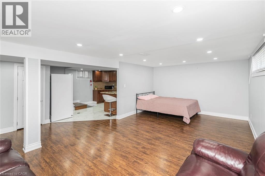 33 Alderney Avenue, Hamilton, Ontario  L9A 2A6 - Photo 42 - 40835247