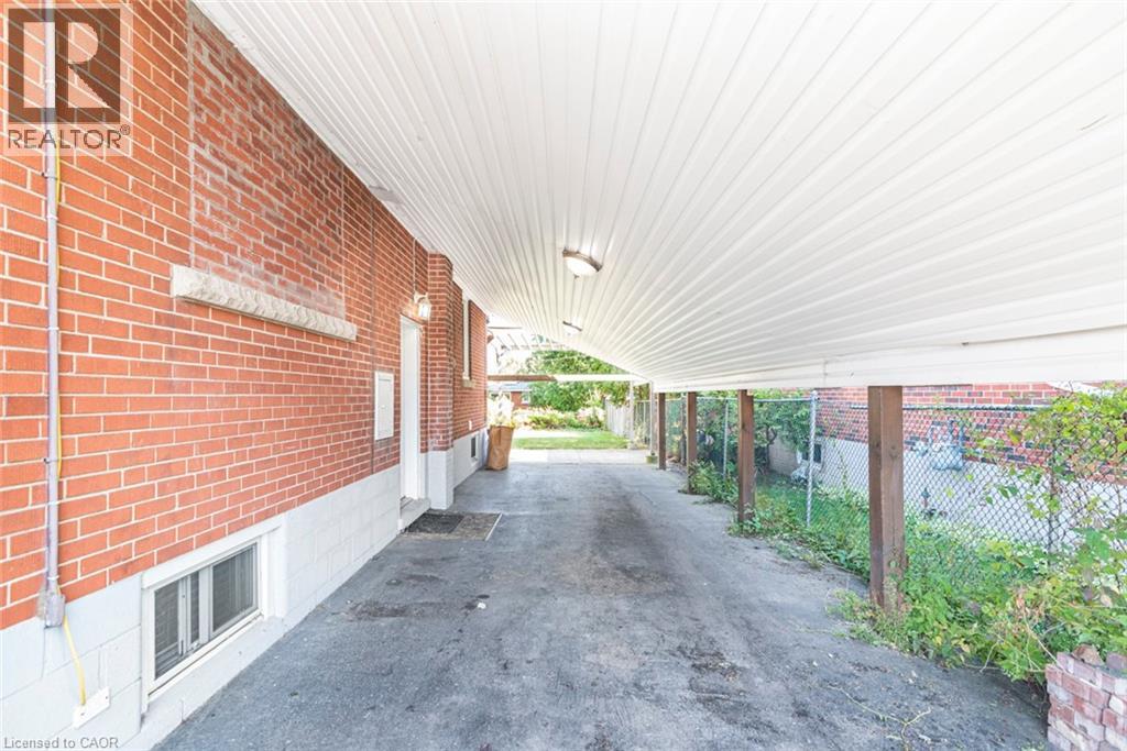 33 Alderney Avenue, Hamilton, Ontario  L9A 2A6 - Photo 46 - 40835247